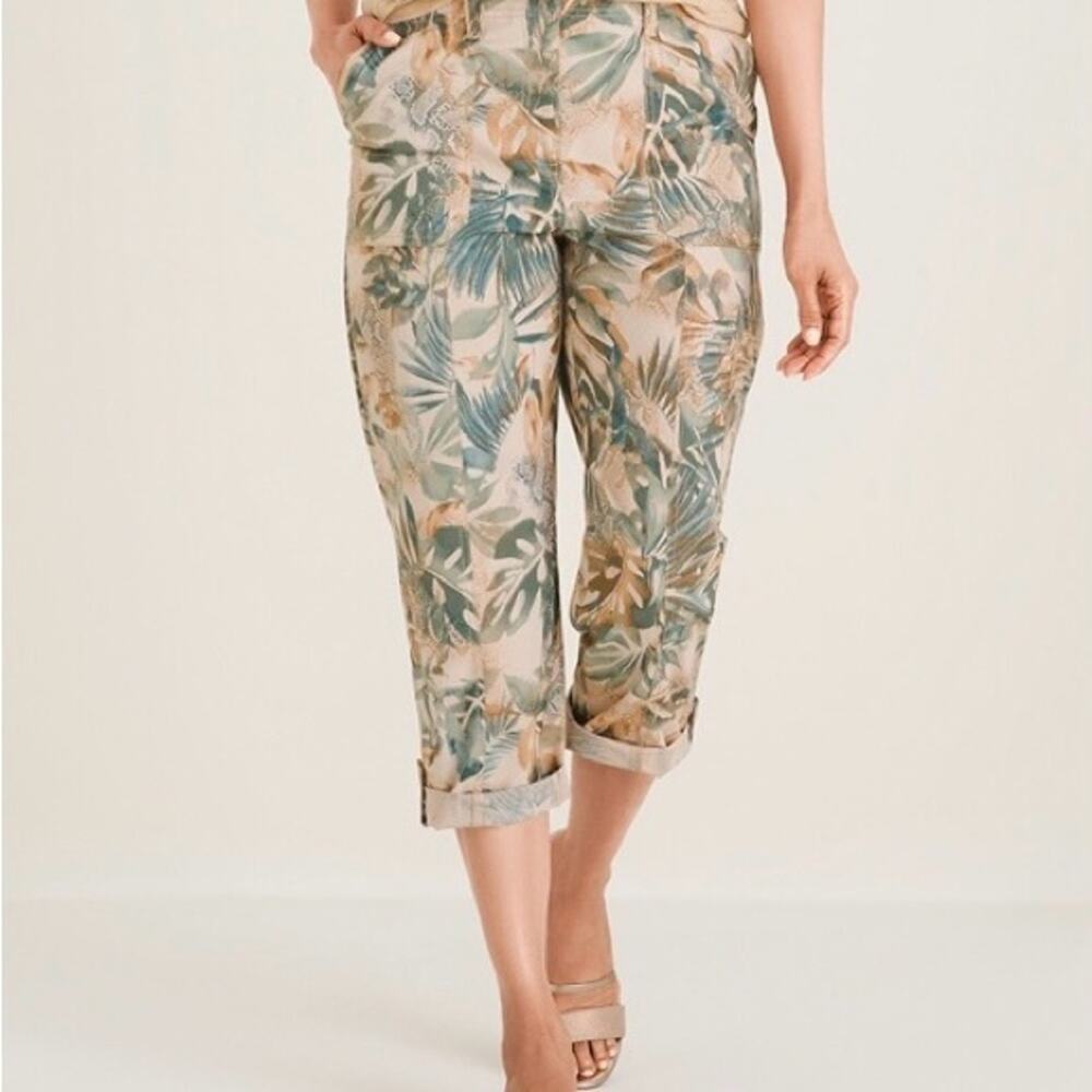 Chico's Women Tropical Print Cargo Crop Pants Sz 2 12 Stretch Resort Vaca Travel